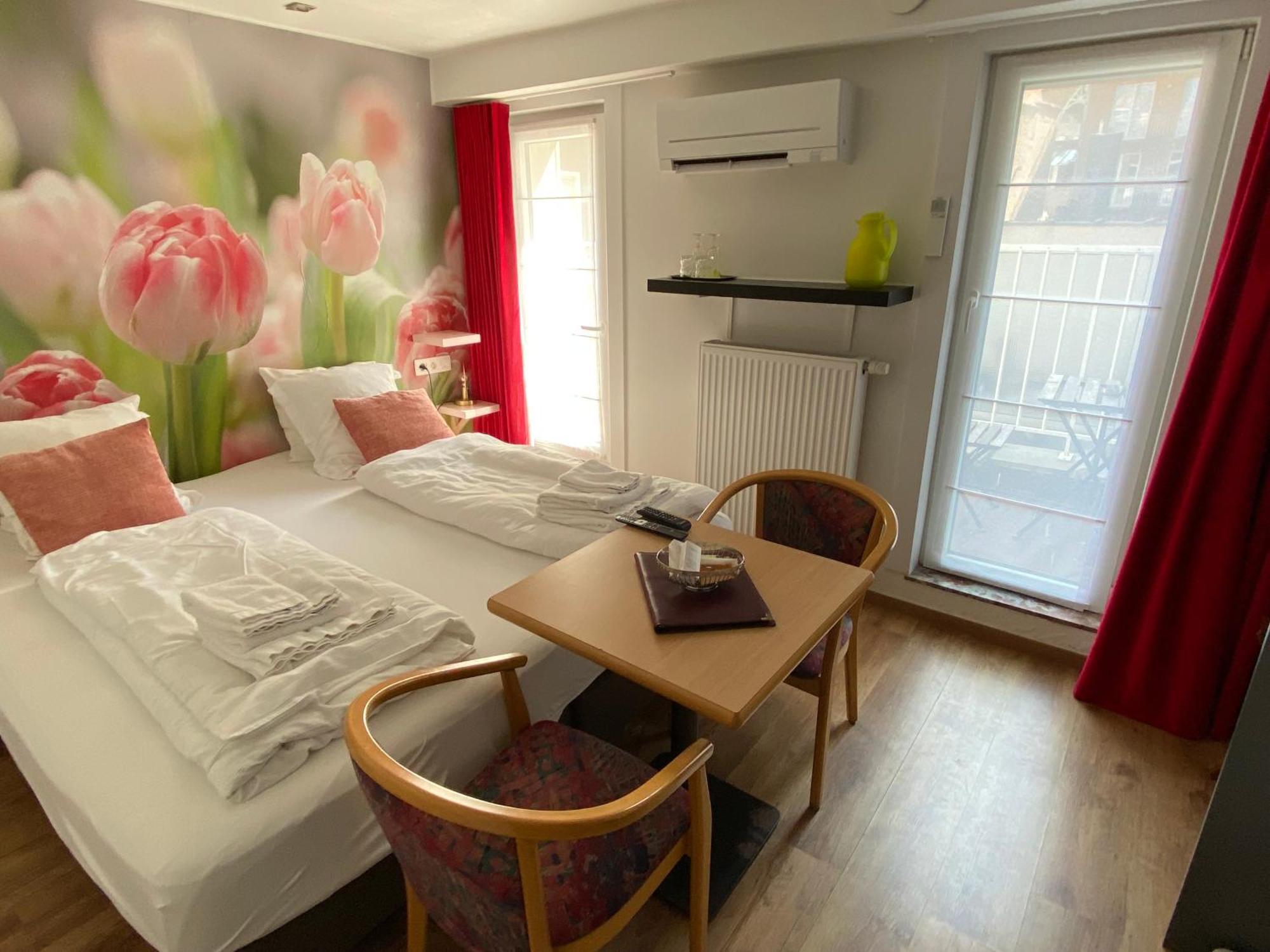 Hotel De Backer Кнокке-Хейст Экстерьер фото